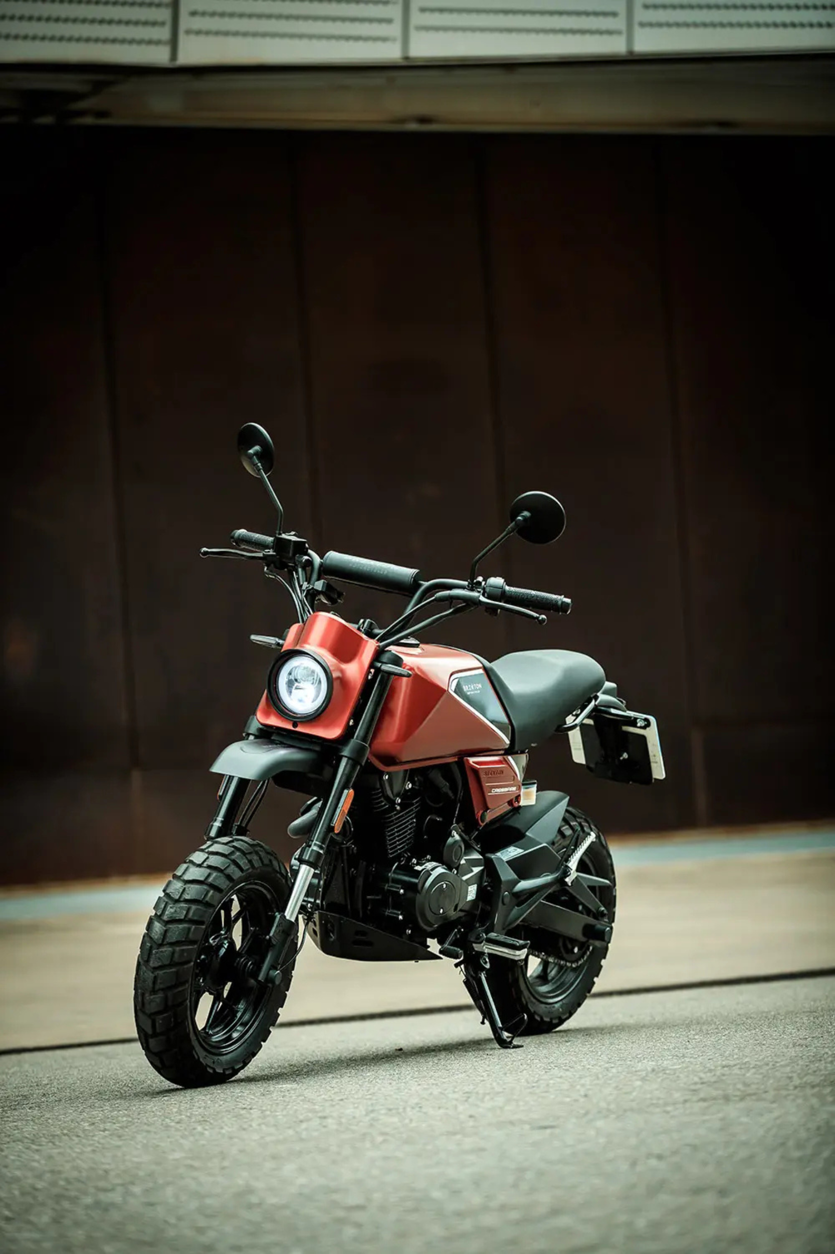 Brixton Crossfire 125 XS vorne